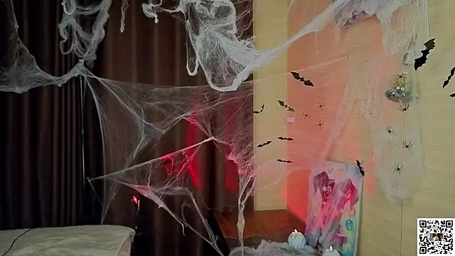 Snapshot of VineciaDestors chatting on October 31, 9:30 pm VineciaDestors online show from October 31, 9:30 pm