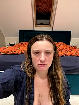 Velvetwitch87 online show from October 6, 1:06 pm