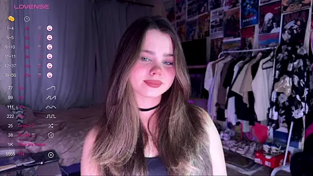 PinkiRay online show from November 4, 5:40 pm