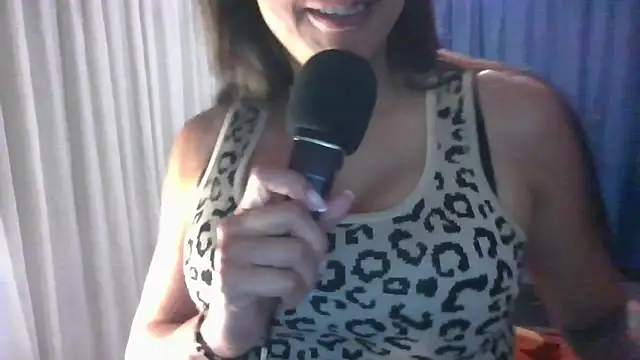 tifanyfever online show from September 26, 1:25 am