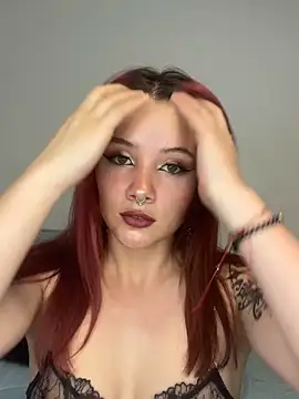 Snapshot of julse_ chatting on October 28, 6:35 pm julse online show from October 28, 6:35 pm