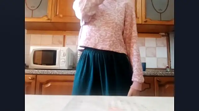 Snapshot of SinlessTaking chatting on October 2, 11:26 am SinlessTaking online show from October 2, 11:26 am