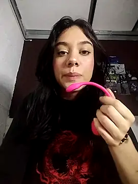 emmii cute online show from October 15, 11:18 pm