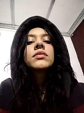 emmii cute online show from October 26, 11:55 pm