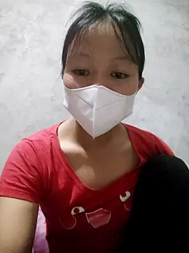 Snapshot of Lilyy-y chatting on October 18, 9:49 pm Lilyy-y online show from October 18, 9:49 pm