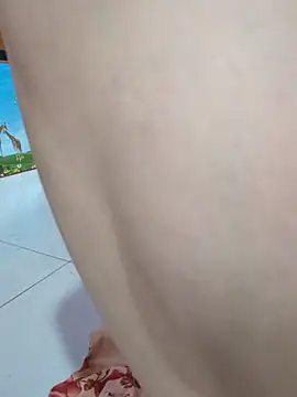 Snapshot of Lilyy-y chatting on September 18, 9:30 am Lilyy-y online show from September 18, 9:30 am