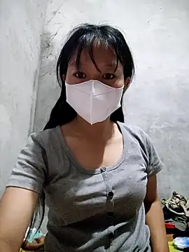 Snapshot of Lilyy-y chatting on October 8, 10:03 pm Lilyy-y online show from October 8, 10:03 pm