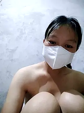 Snapshot of Lilyy-y chatting on October 19, 9:50 pm Lilyy-y online show from October 19, 9:50 pm