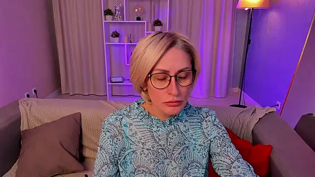 PamellaMurphy online show from October 28, 8:31 am