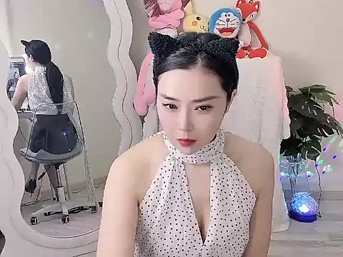 QQ  2025 online show from September 12, 10:28 pm
