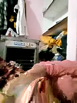 Hot-yuo84 online show from October 6, 6:34 pm