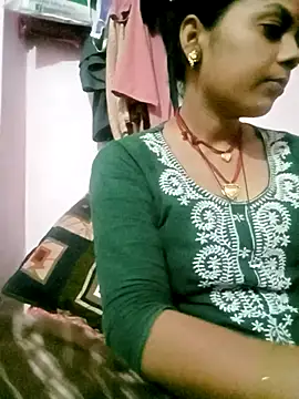 Hot-yuo84 online show from October 5, 6:24 pm