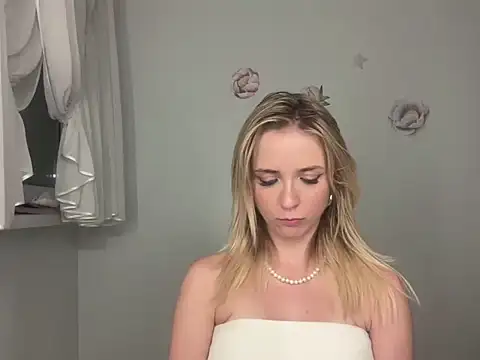 ClaudiaAmore online show from September 8, 8:19 pm