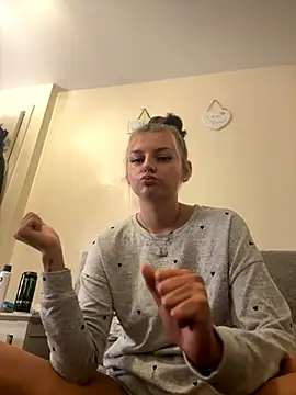 Summer21k online show from October 16, 6:10 pm