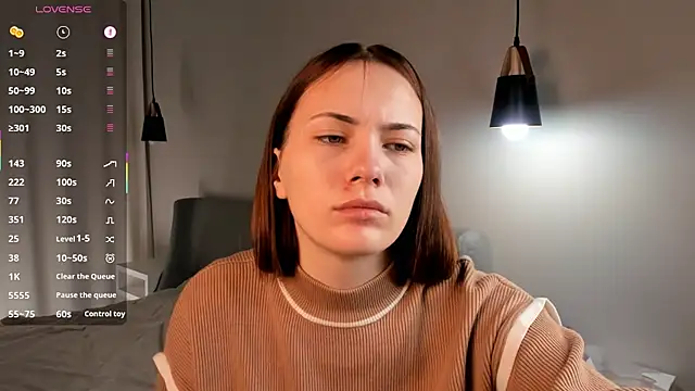 Snapshot of SirenaOstrem chatting on October 9, 1:21 am SirenaOstrem online show from October 9, 1:21 am