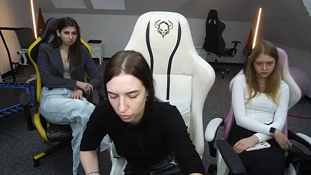  Lili 054 online show from October 7, 10:41 am