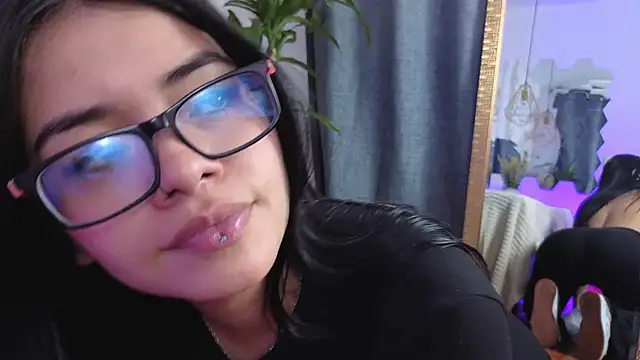 paubabe1 online show from September 10, 1:44 pm
