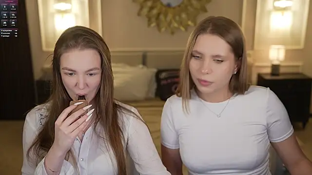 Ella 054 online show from November 18, 7:26 pm