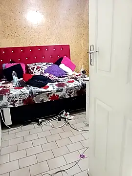 SexyBootie online show from March 21, 10:53 am