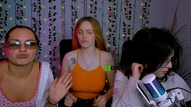 samanta hotty online show from October 18, 8:10 pm