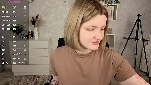 Snapshot of EchoBloom chatting on October 7, 10:30 am EchoBloom online show from October 7, 10:30 am