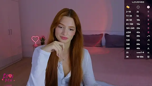 Snapshot of CuteAriel7 chatting on October 25, 4:47 pm CuteAriel7 online show from October 25, 4:47 pm