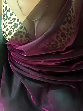 Snapshot of monaa-darling chatting on October 6, 3:34 am monaa-darling online show from October 6, 3:34 am