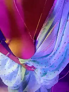 Snapshot of monaa-darling chatting on October 7, 11:20 pm monaa-darling online show from October 7, 11:20 pm