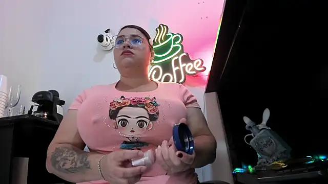 SafiroFer online show from September 18, 9:02 pm