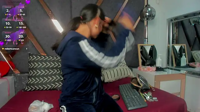 LunaTeenx69 online show from September 11, 1:55 pm