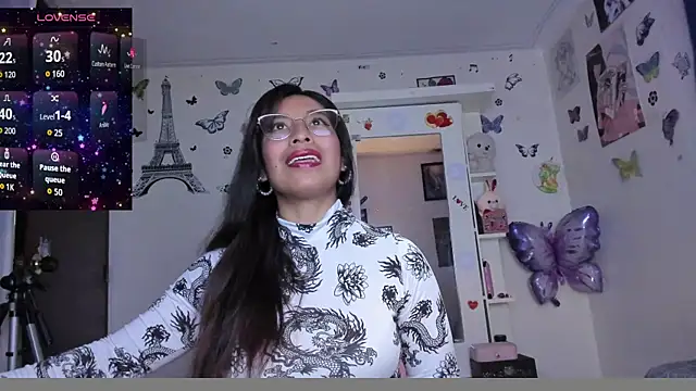 Megan Darcy online show from July 29, 8:09 pm
