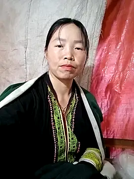 hera-00 online show from November 20, 12:33 am