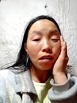 hera-00 online show from November 25, 2:19 pm