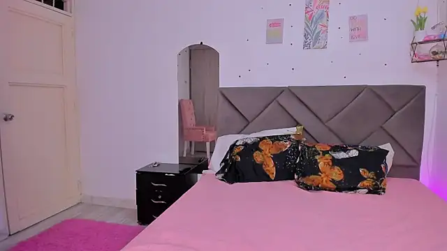 Snapshot of kazumikyoo7 chatting on September 17, 12:58 pm kazumikyoo7 online show from September 17, 12:58 pm