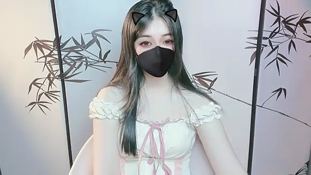 Sparkly Candy online show from November 19, 1:55 pm