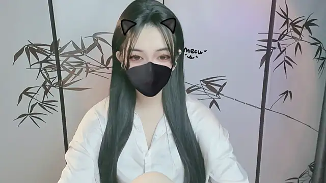 Sparkly Candy online show from October 23, 1:50 pm