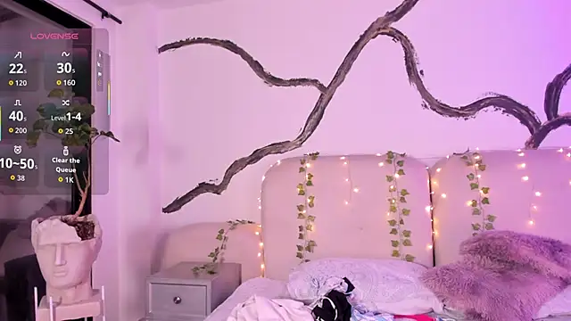 SarahCastro1  online show from September 24, 4:55 am