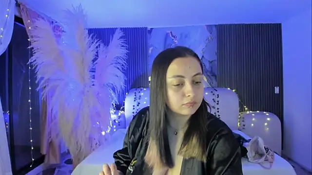 SarahCastro1  online show from March 26, 5:42 am