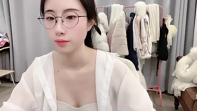 Freya7777 online show from January 15, 2:23 pm