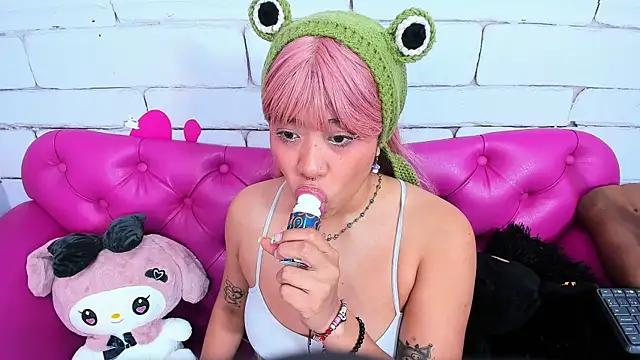 Snapshot of SafiroAgataaa chatting on October 3, 7:08 pm SafiroAgataaa online show from October 3, 7:08 pm