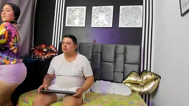 Snapshot of Hornycouple_Hot chatting on September 23, 1:09 pm Hornycouple Hot online show from September 23, 1:09 pm