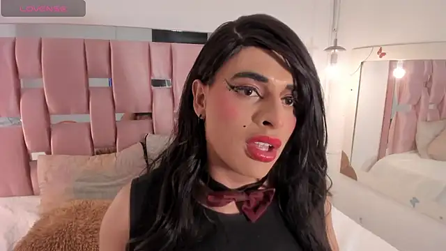 Snapshot of sweet_Elizabeth chatting on October 28, 12:00 pm sweet Elizabeth online show from October 28, 12:00 pm