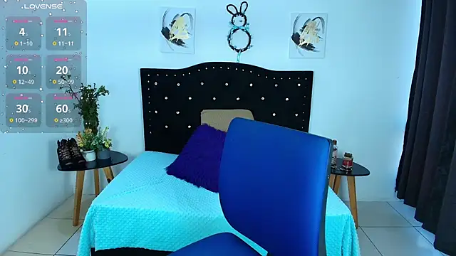 Snapshot of SammySmall_F_w chatting on October 4, 9:41 pm SammySmall F w online show from October 4, 9:41 pm