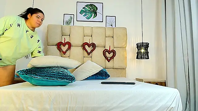 elizawiliamst online show from September 29, 12:54 pm