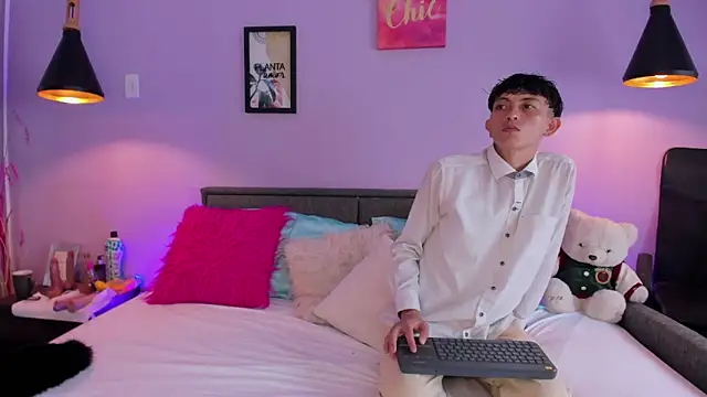 DodoyandCriss online show from September 11, 3:01 pm