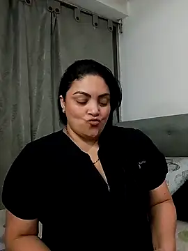 Snapshot of tiffany_Johnson1 chatting on October 15, 1:30 am tiffany Johnson1 online show from October 15, 1:30 am