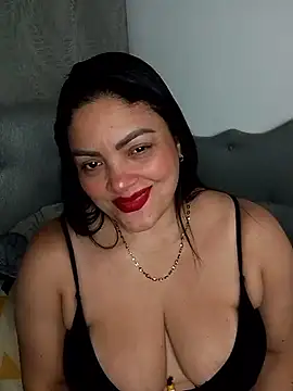 tiffany Johnson1 online show from February 3, 12:10 am