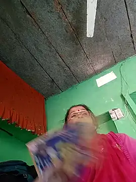 Manavi x online show from May 17, 10:36 am