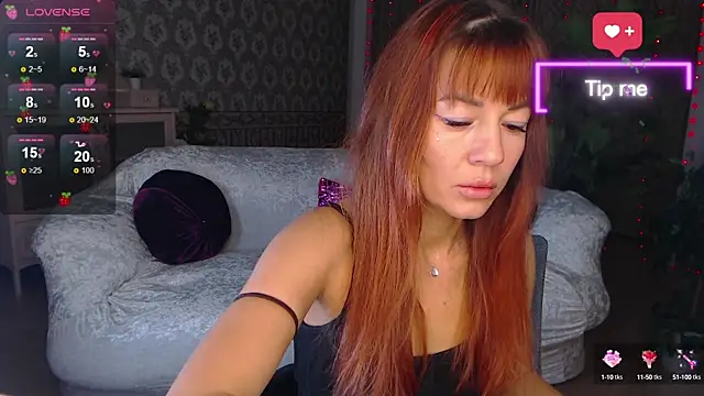 AmiraVelvet online show from September 29, 1:43 am