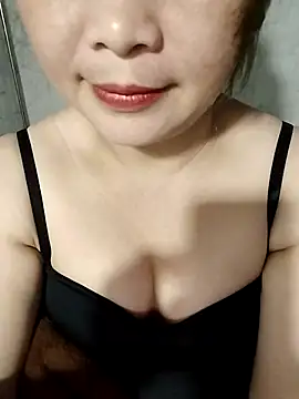 Lyly nuce online show from October 6, 1:06 pm